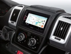 Alpine INE-W611D, Bilstereo med navigation, DAB och Apple CarPlay
