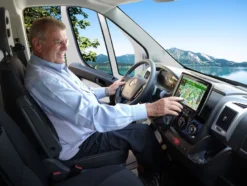 Alpine X903D-DU, modellanpassad bilstereo för Fiat Ducato, Citroën Jumper och Peugeot Boxer II