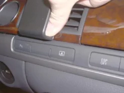 Audi A8 03-10, Center