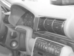 Audi A4 95-01, Centrerad