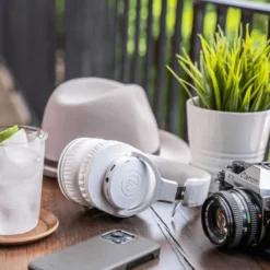 Audio Technica ATH-M20xBT, trådlösa over-ear hörlurar, vit