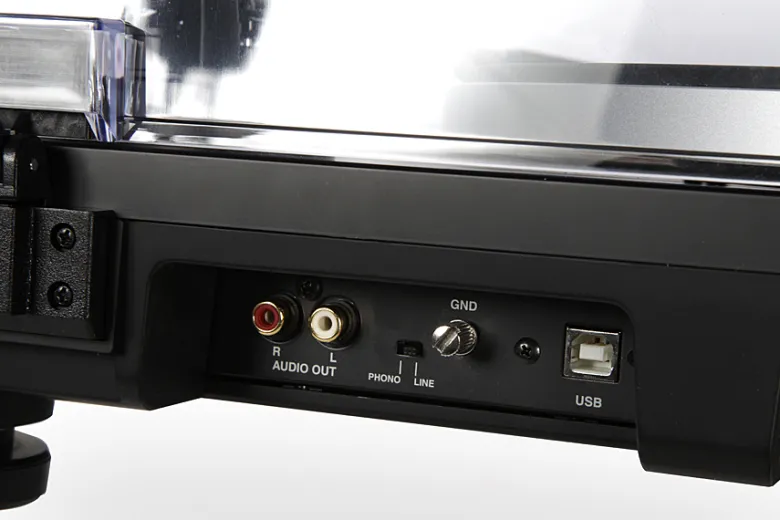 Audio Technica AT-LP5X med förmonterad AT-VM95E-pickup