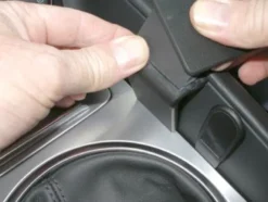 Audi TT 07-14, Konsol