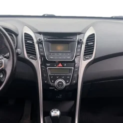 Auto-Connect Installationskit för 9-tums bilstereo, Hyundai i30 2012-2017 och Elantra 2011-2016