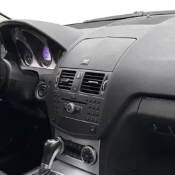 Auto-Connect Installationskit för 9-tums bilstereo, Mercedes C-Class W204 2007-2011