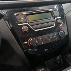 Auto-Connect Installationskit för 9/10.1-tums bilstereo, Nissan Qashqai, X-Trail och Rogue