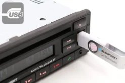 Blaupunkt Barcelona 200 DAB BT, retro bilstereo med Bluetooth och DAB