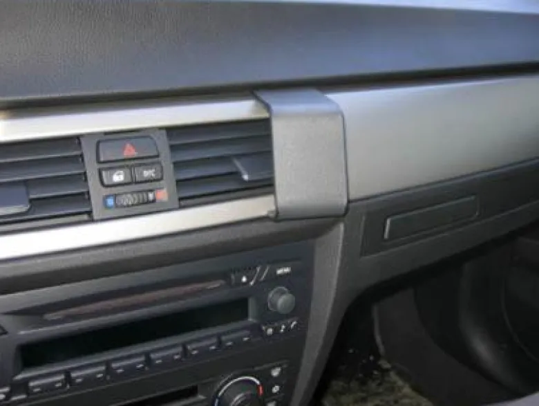 BMW 316-330/E90/E91/E92/E93 05-12, Vinklad