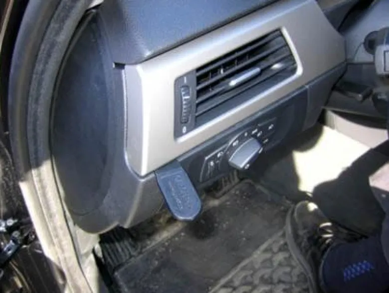 BMW 316-330/E90/E91/E92/E93 05-12, Vänster