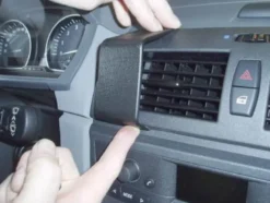 BMW X3 04-10, Centrerad