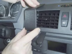 BMW X3 04-10, Centrerad