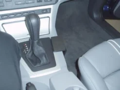 BMW X3 04-10, Konsol