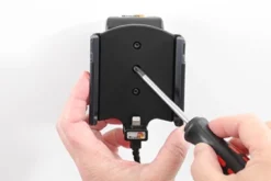 Brodit Aktiv hållare med USB-kabel och cigg-adapter, Apple iPhone 13/13 Pro/14/14 Pro