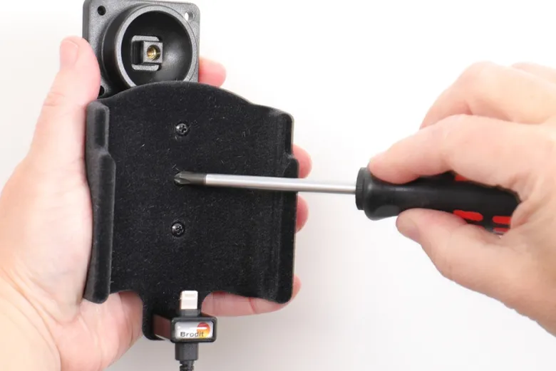 Brodit Aktiv hållare med USB-kabel och cigg-adapter, Apple iPhone 11 Pro