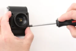 Brodit Aktiv hållare med USB-kabel och cigg-adapter, Huawei P30