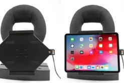 Brodit Aktiv hållare med USB-kabel och cigg-adapter, Apple iPad Air 11 (A2902, A2903, A2904)/Air 11 2025 M3 (A3266, A3267, A2370)/Air 4th Gen (A2072, A2316, A2324, A2325)/Air 5th Gen (A2588, A2589, A2591)/Pro 11 2018 (A1980, A2013, A1934, A1979)/Pro 11 20