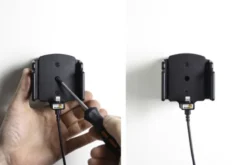 Brodit Aktiv hållare med USB-kabel och cigg-adapter, Apple iPhone 6/6S/7/8/SE 2nd Gen 2020/X/Xs
