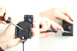 Brodit Aktiv hållare med USB-kabel och cigg-adapter, Apple iPhone 5/5C/5S/SE