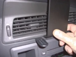 Brodit Förstärkt ProClip, Volvo S60/V70 N/XC70 00-10