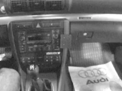 Brodit ProClip, Audi A4 Sedan 00-01
