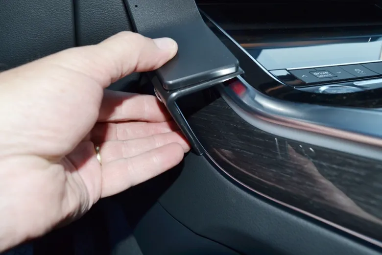 Brodit ProClip, Audi Q7 20-