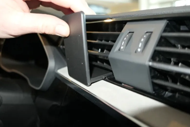 Brodit ProClip, Audi Q3 19-