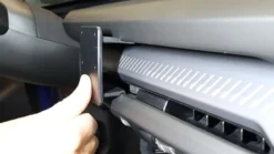 Brodit ProClip, BMW 1-series F70 25-26
