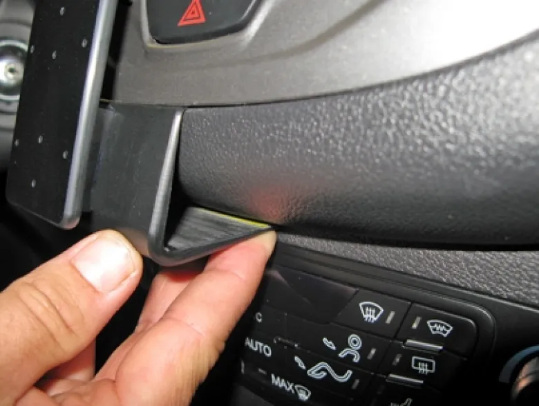 Brodit ProClip, Ford Transit Courier 14-23