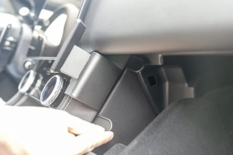 Brodit ProClip, Jaguar F-PACE 21-