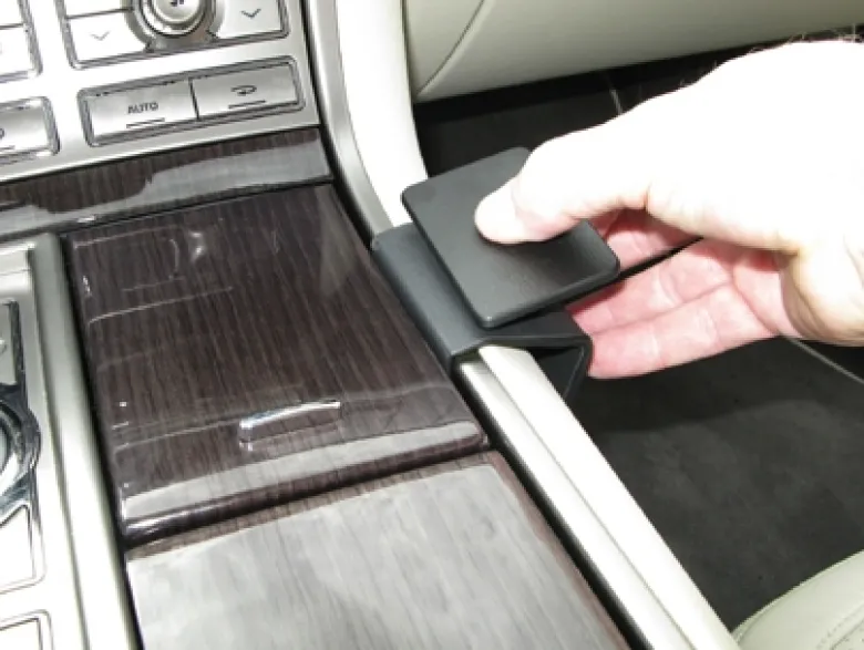 Brodit ProClip, Jaguar XF 09-15