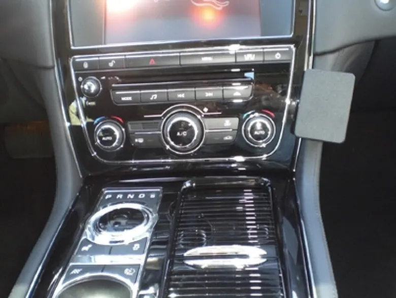 Brodit ProClip, Jaguar XJ 10-19