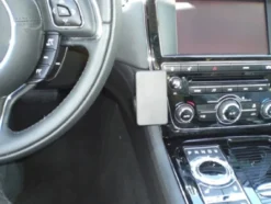 Brodit ProClip, Jaguar XJ 10-19