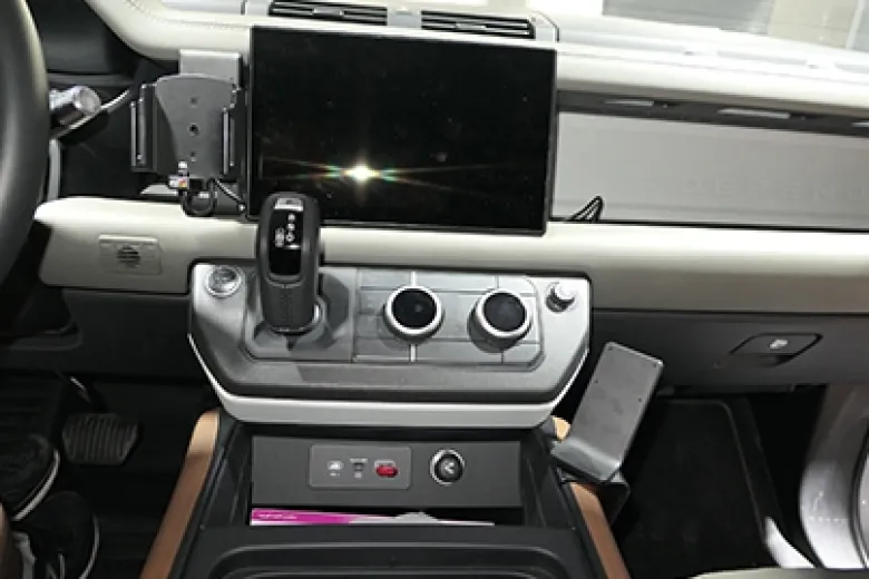 Brodit ProClip, Land Rover Defender 20-26