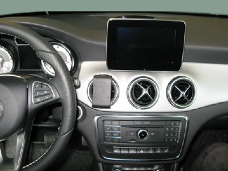 Brodit ProClip, Mercedes Benz GLA-Class 13-19