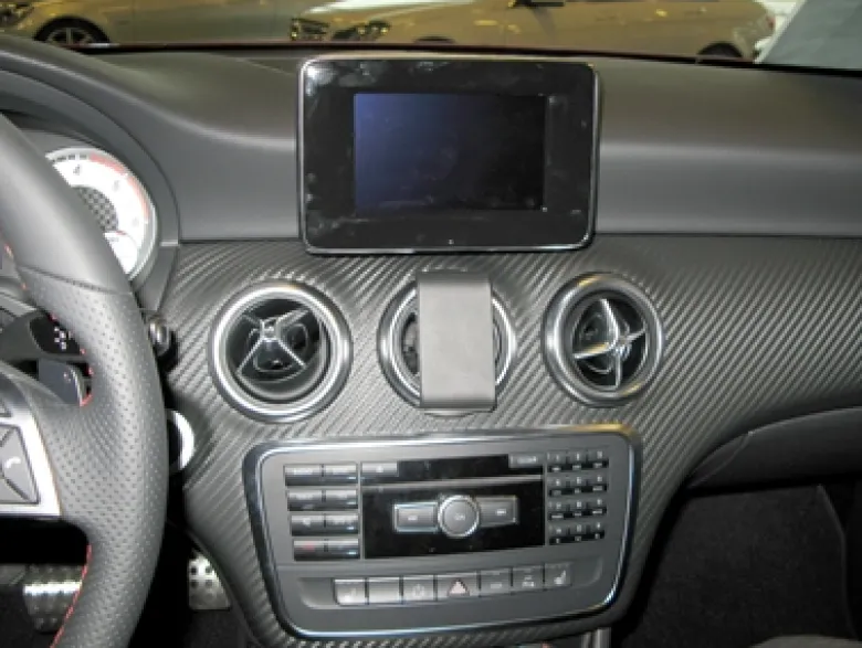 Brodit ProClip, Mercedes Benz GLA-Class 13-19