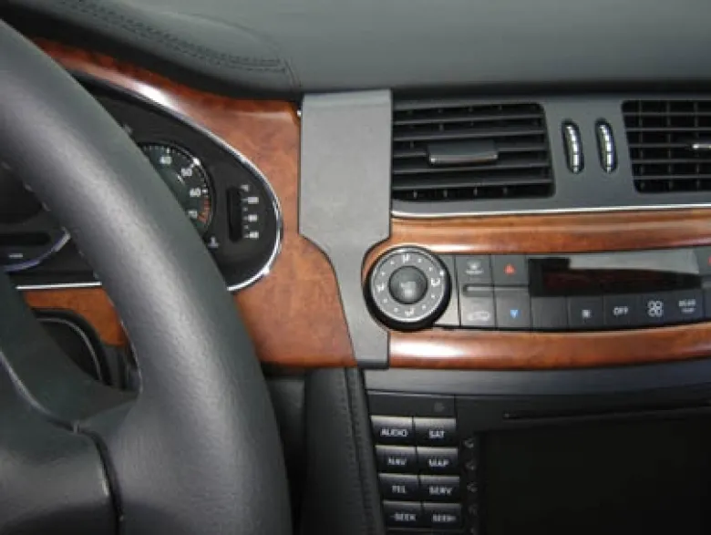Brodit ProClip, Mercedes Benz CLS-Class 05-10