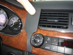 Brodit ProClip, Mercedes Benz CLS-Class 05-10