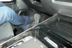 Brodit ProClip, Mercedes Benz EQB 22-26