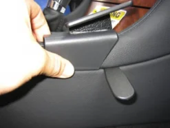 Brodit ProClip, Mercedes Benz CLS-Class 05-10