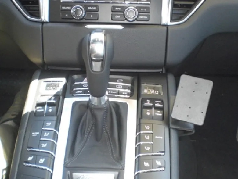 Brodit ProClip, Porsche Macan 15-24