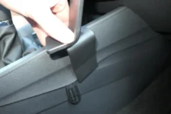 Brodit ProClip, Skoda Octavia IV 20-