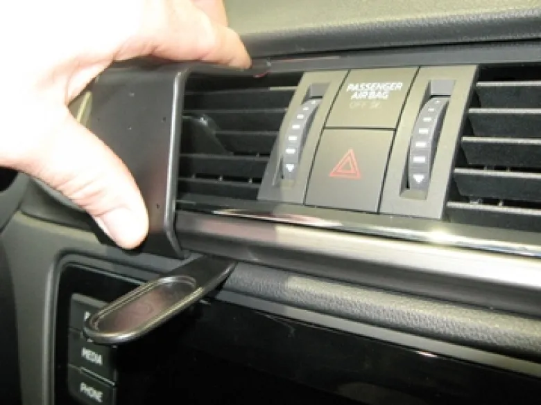 Brodit ProClip, Skoda Rapid 18-19
