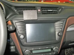 Brodit ProClip, Toyota Avensis 16-19
