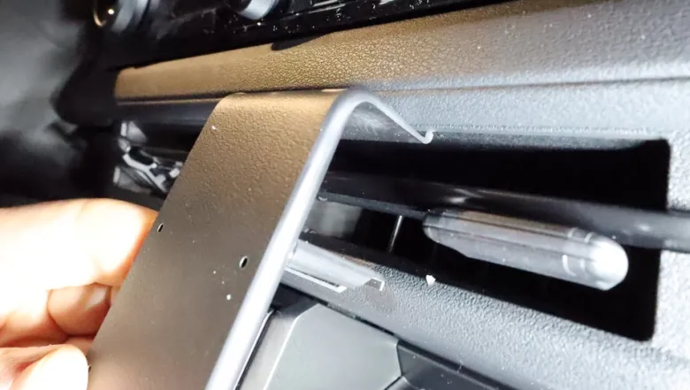 Brodit ProClip, Toyota bZ4X 26-27