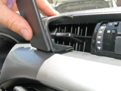 Brodit ProClip, Toyota HiLux 16-