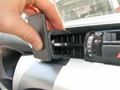 Brodit ProClip, Toyota HiLux 16-
