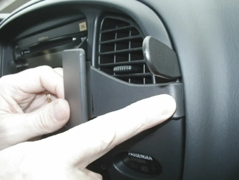 Brodit ProClip, Toyota Tundra 03-05