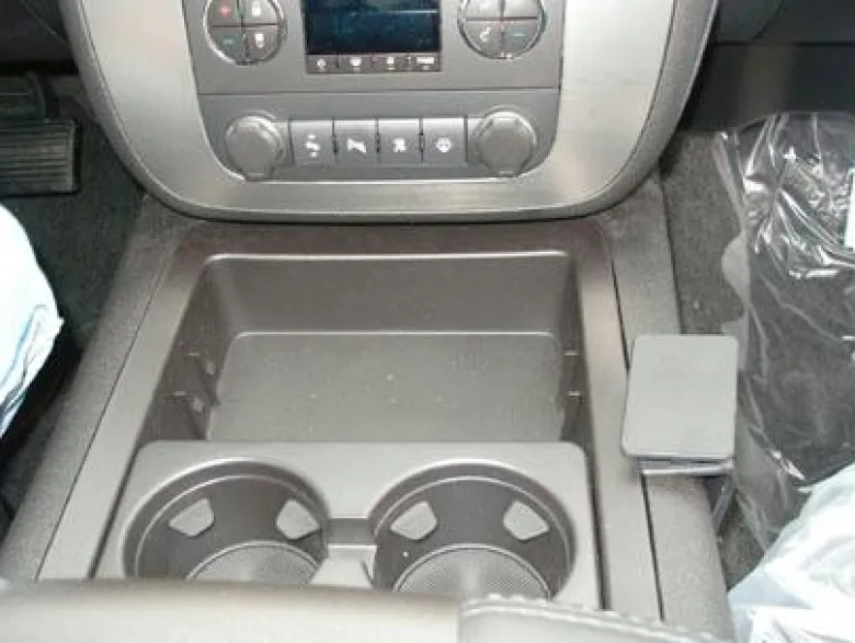 Chevrolet Avalanche 07-10, Konsol