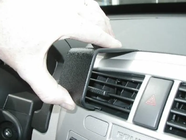 Chevrolet Equinox 05-09, Centrerad