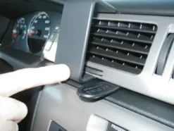 Chevrolet Impala 06-13, Centrerad